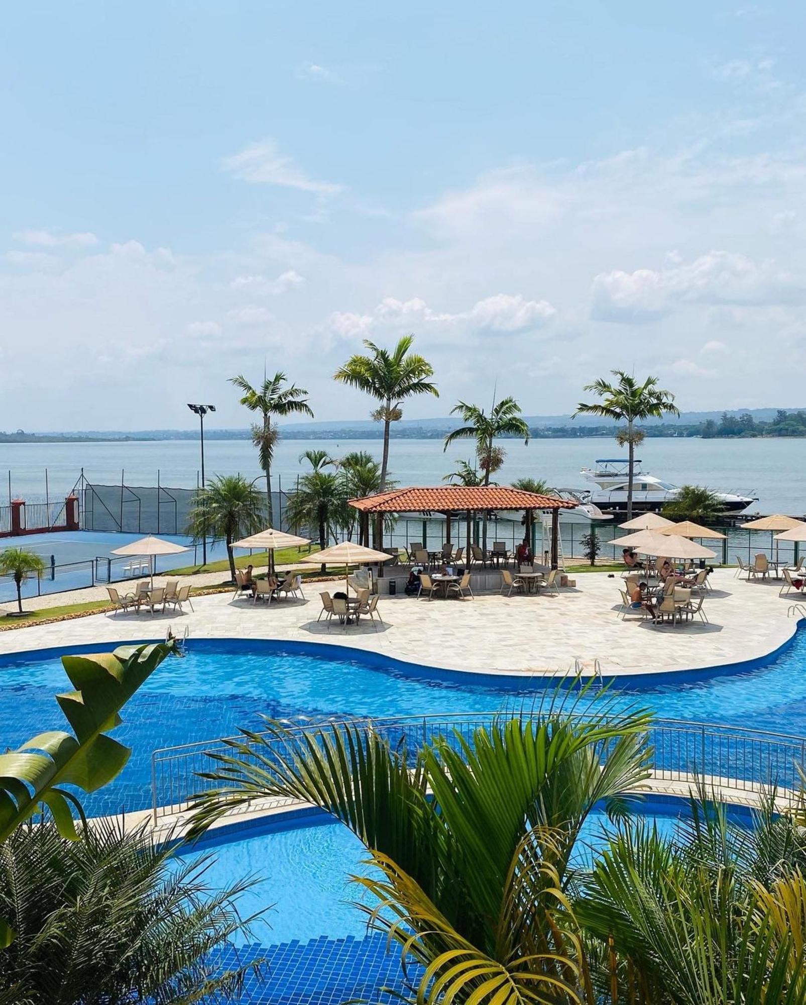 Flat Beira Lago No Centro De Bsb Brasília Exterior photo